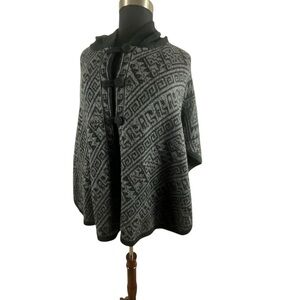 Alpaca Warehouse Geometric Two Tone Grey Black Hooded Cape Poncho